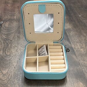 Elegant Blue Jewelry Travel Case